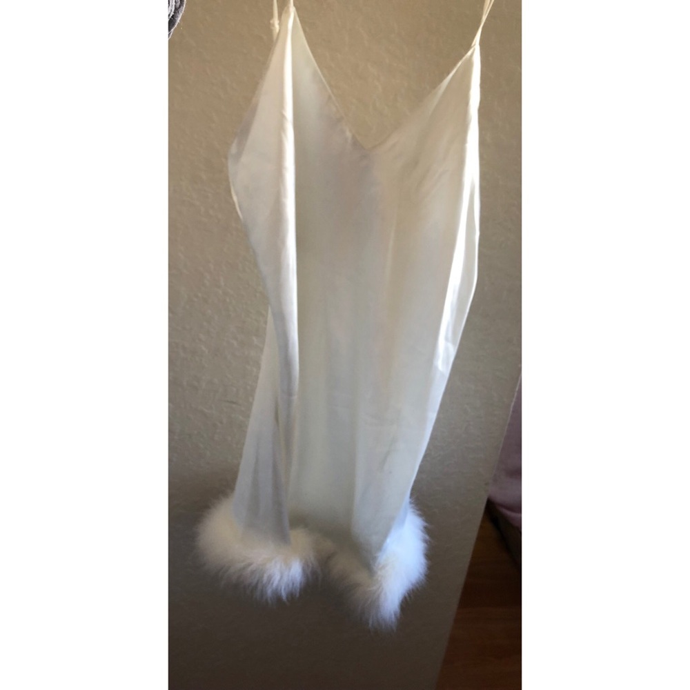 NWT Victoria Secret Vintage Boa Trim Nightgown